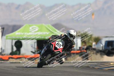 media/Oct-30-2025-Racers Edge (Thu) [[dabbdaf680]]/2-A Group/Session 2 (Turn 16)/